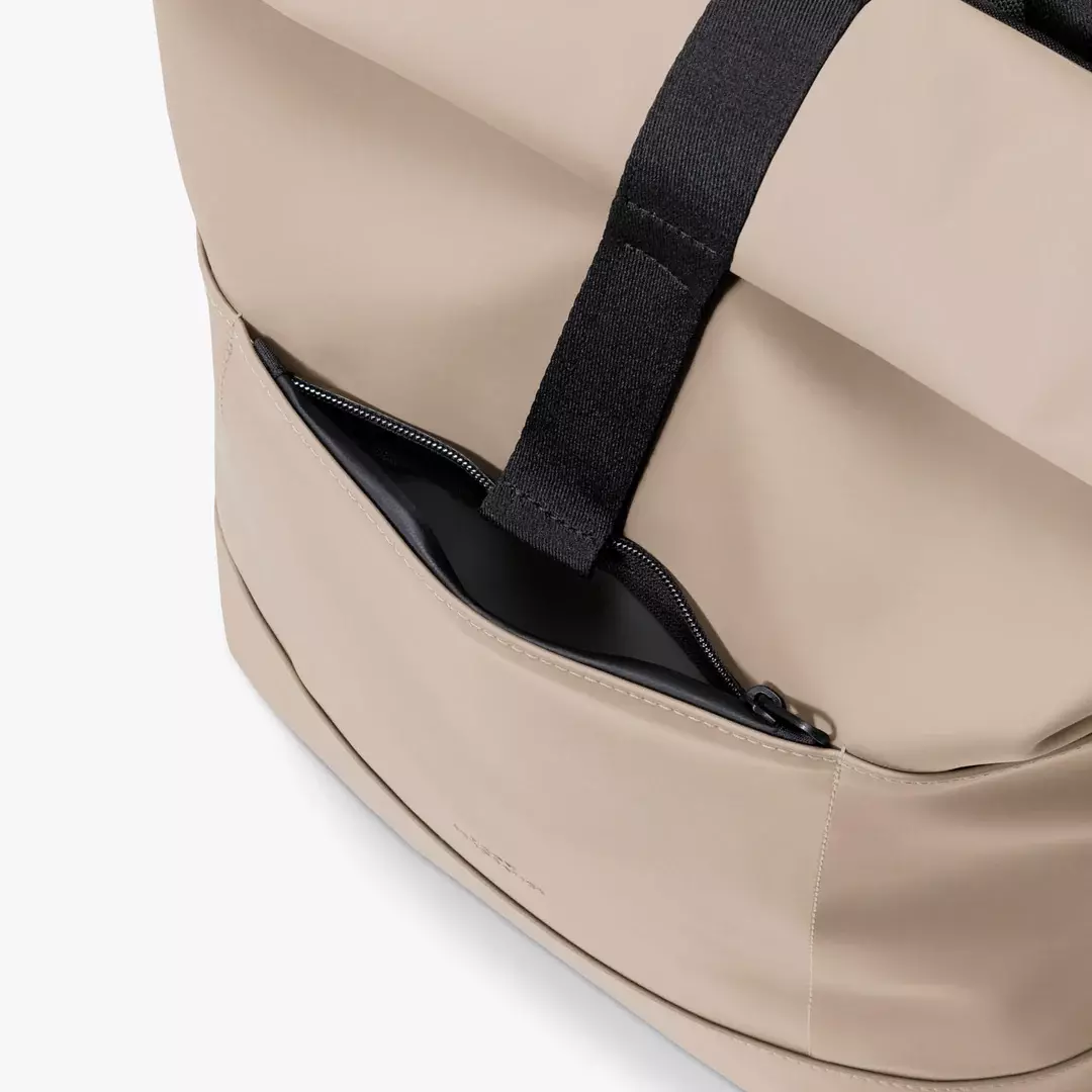 Ucon Acrobatics Hajo Medium Lotus Infinity Backpack Sand Rucksack vegan beige